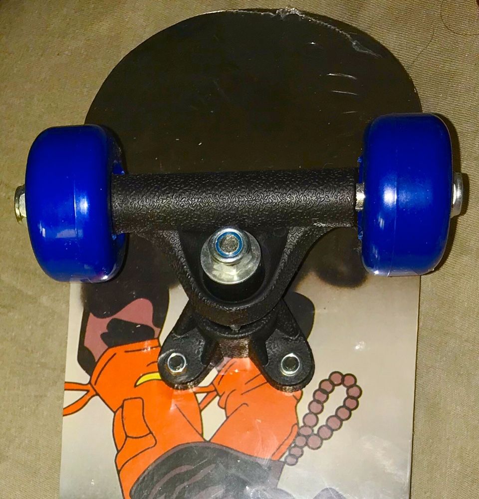 Skateboard NOU 43 cm/13 cm - Transport gratuit cu verificare si rambur