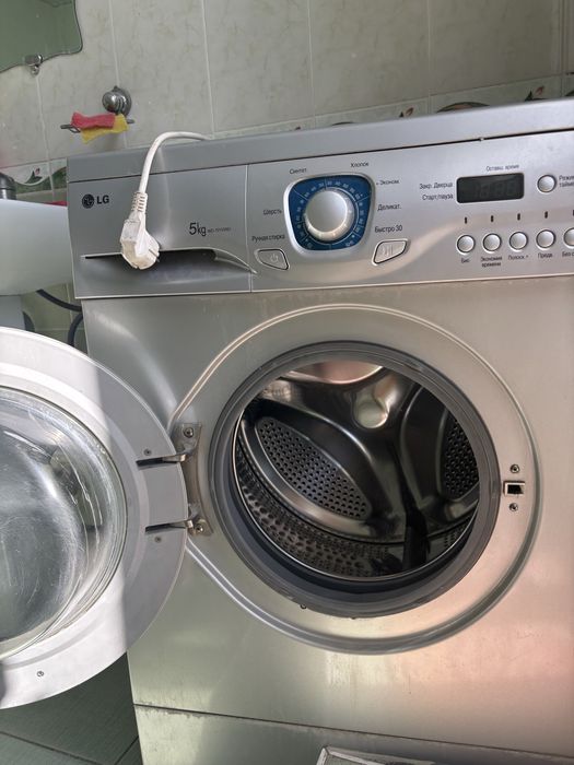 продаю стиральную машину