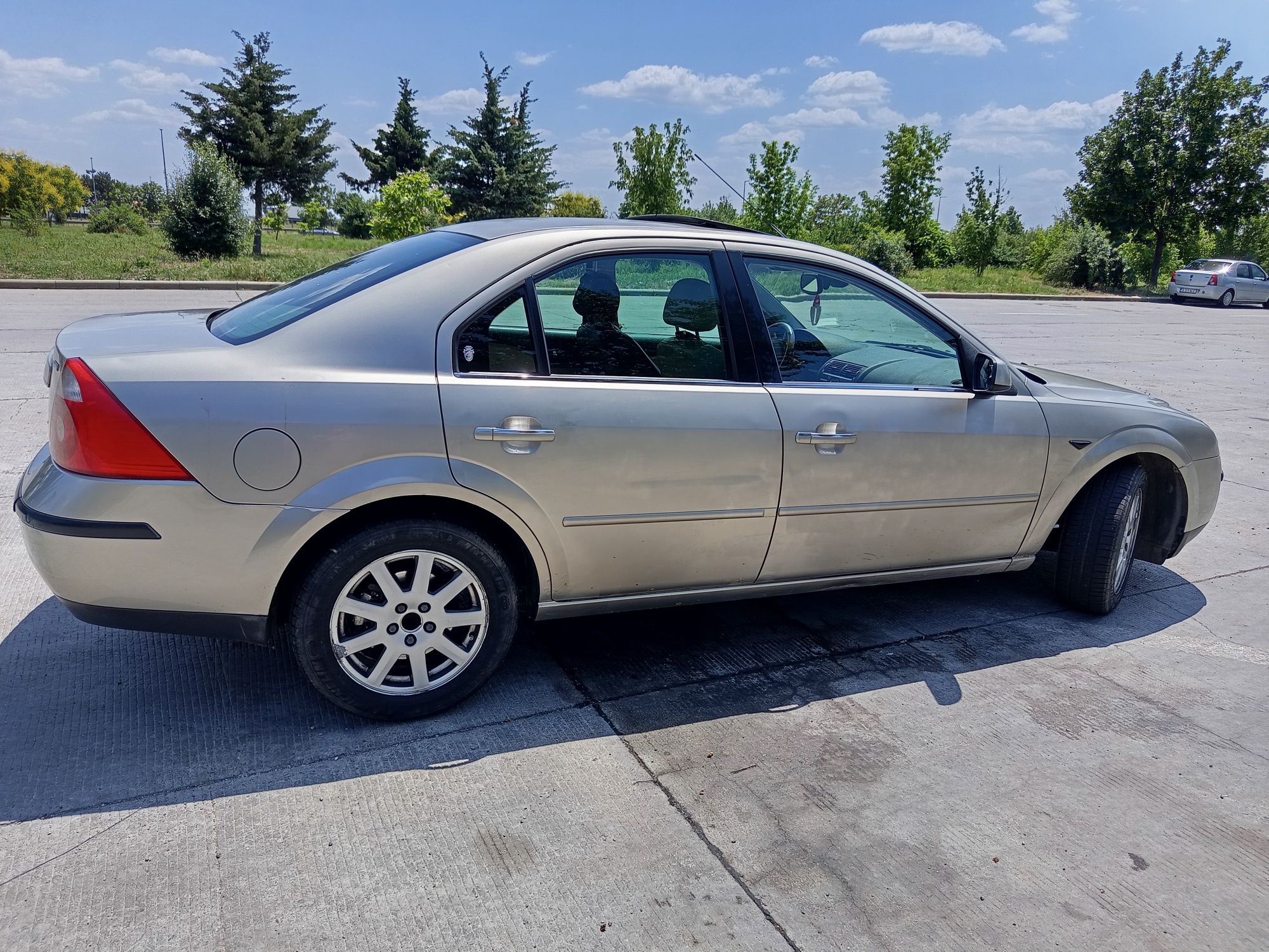 Vând Ford Mondeo mk3 2003
