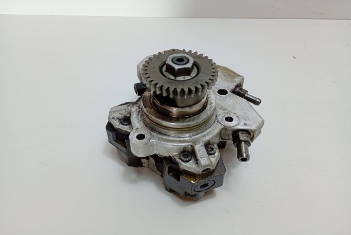 Pompa inalta presiune 3.0 cdi A6420700501 Mercedes-Benz S-Class W221