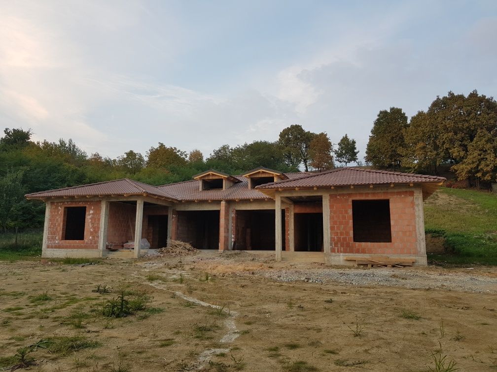 SUPER OFERTA!! Vand!! 2 bucati duplex  la roșu Baia Mare