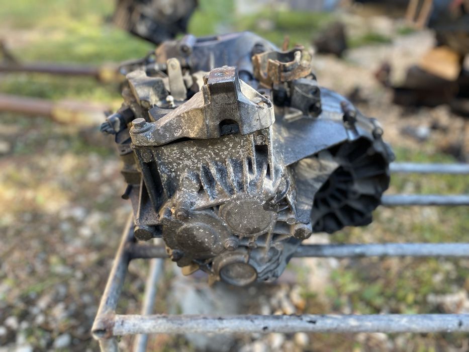 Cutie viteze ford c max  2.0 tdci