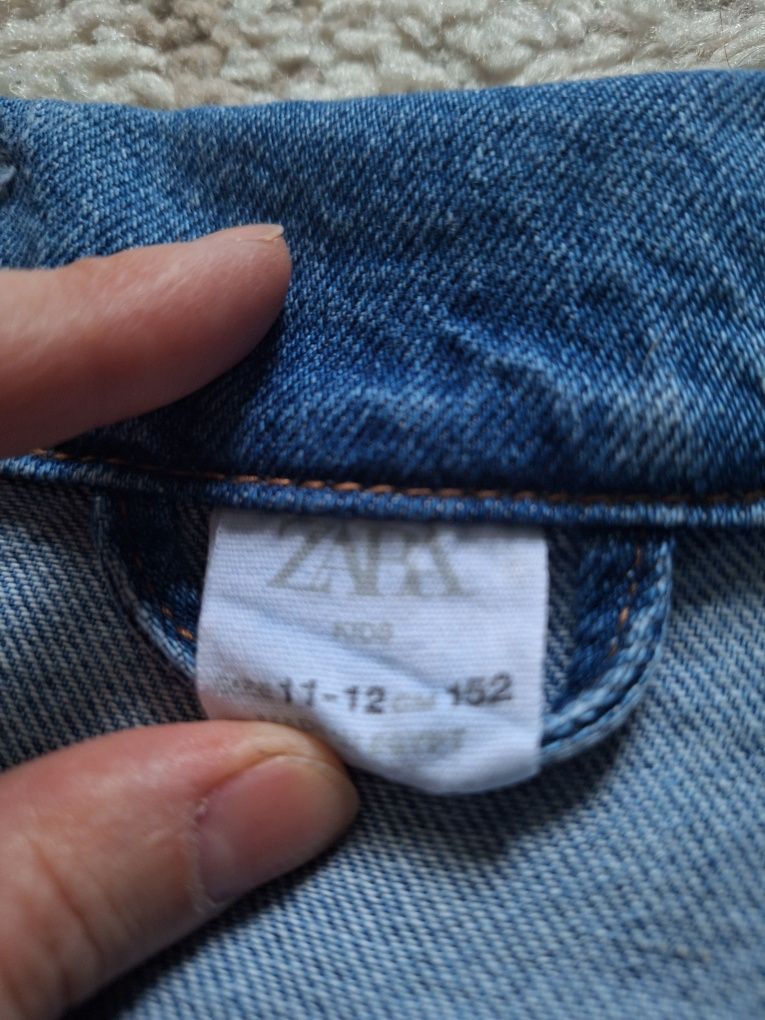 Geaca blugi Zara 11-12 ani merge si adult micut