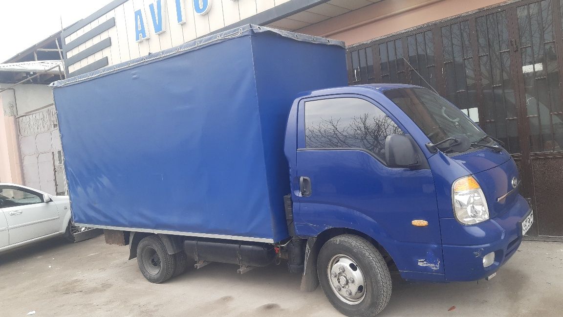 Юк ташиш хизмати фаргона ва бутун республика буйлаб мошина 12 куба 950