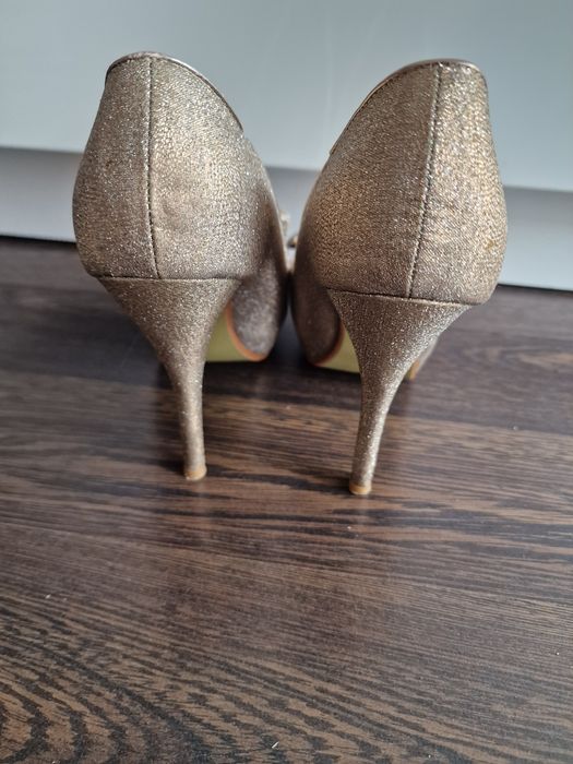 Pantofi cu sclipici marimea 37