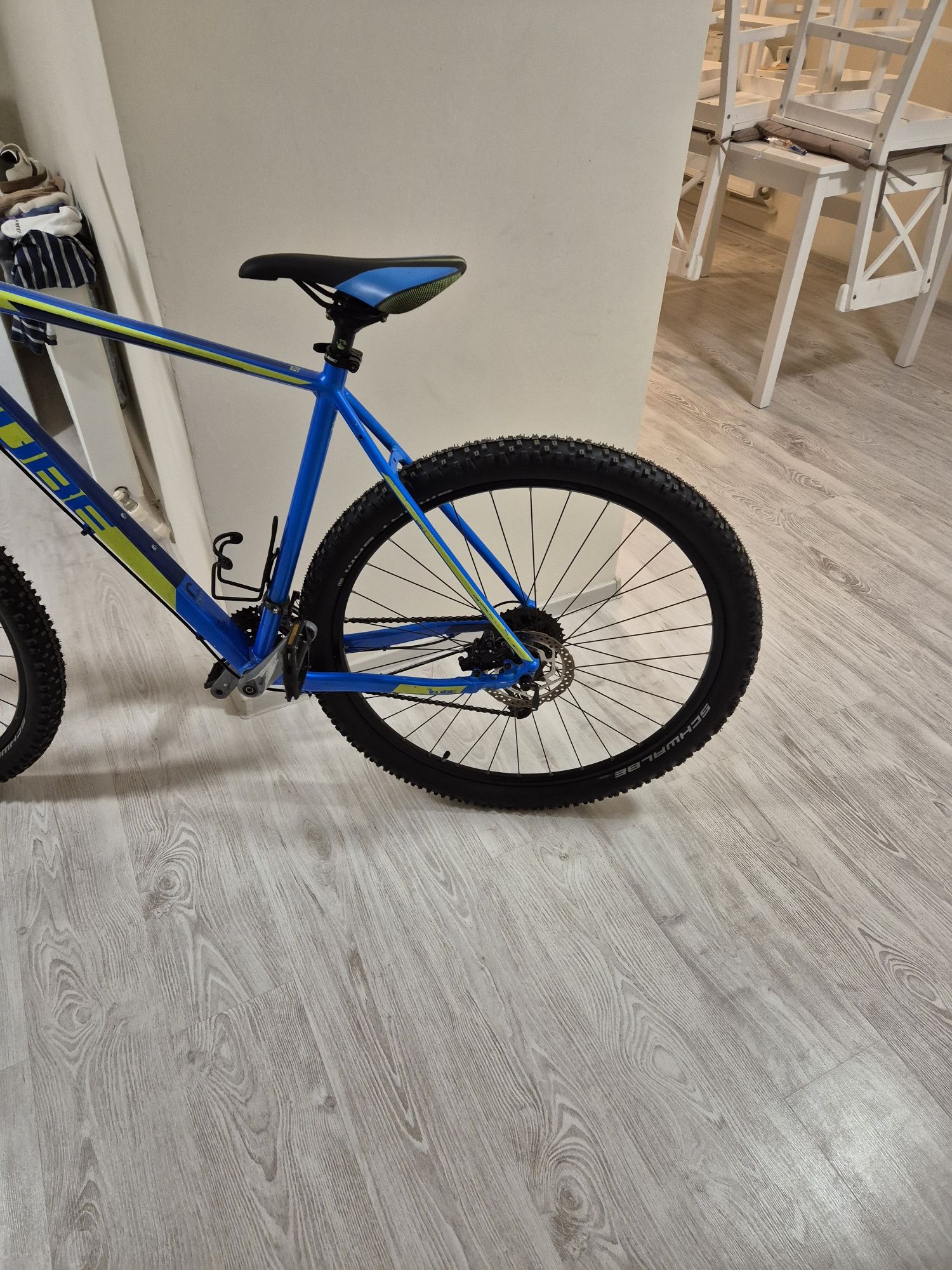 Bicicleta CUBE,roti 29,frane hidraulice,full Shimano DEORE