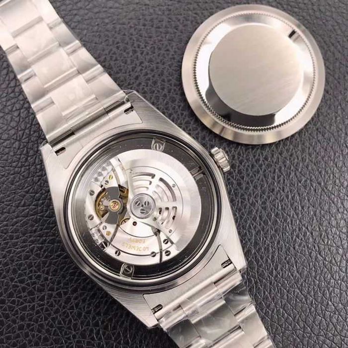 Rolex Sky-Dweller сребърна колекция