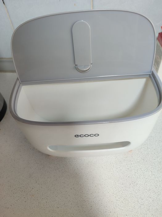 Настольный органайзер для салфеток и аксессуаров