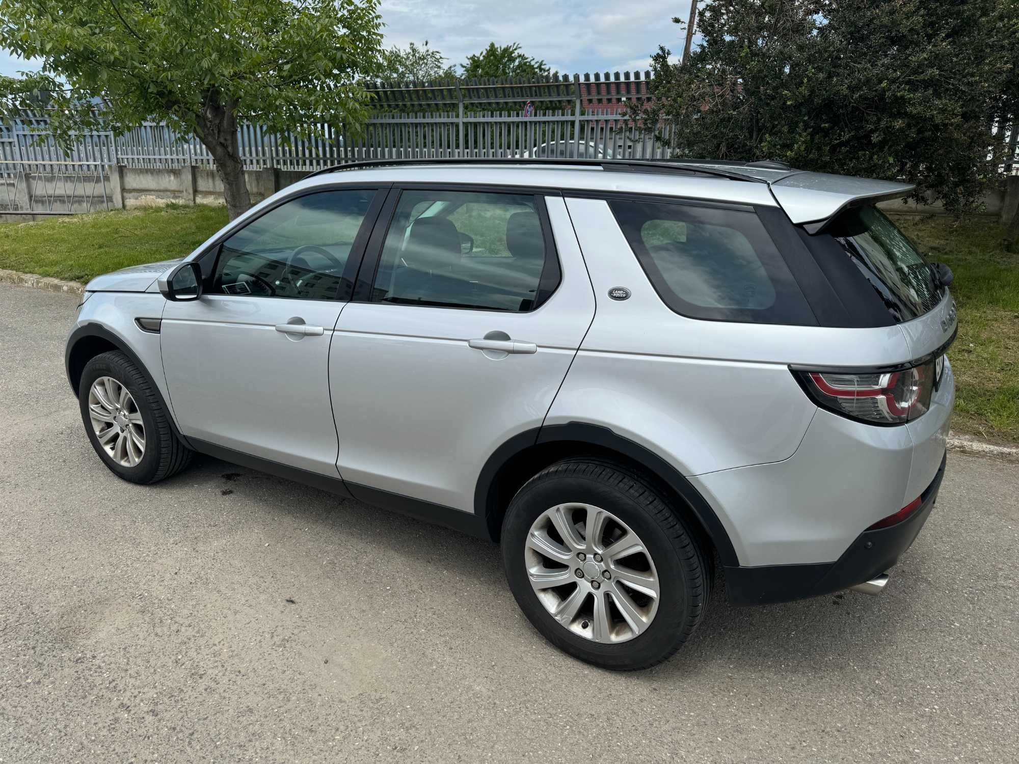 Land Rover Discovery Sport 2.0 Diesel 180 CP 4x4