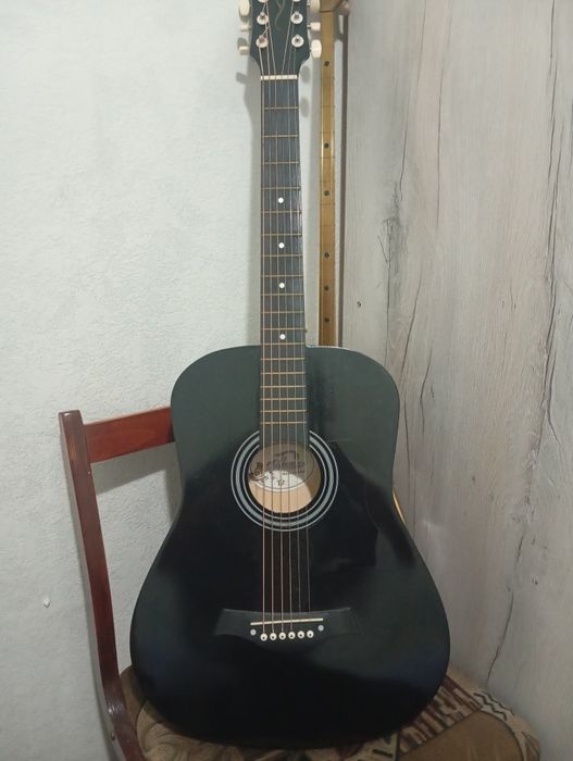 Продам Гитару. 20 тыс