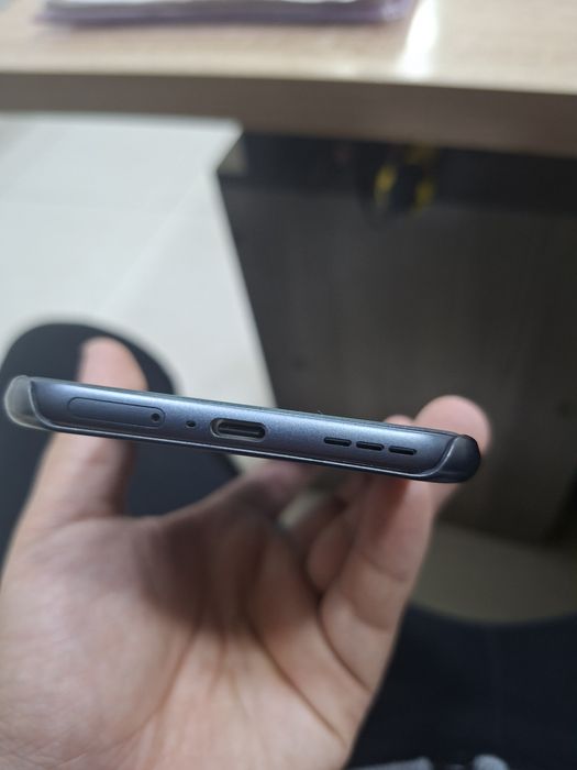 Tecno spark slim 16/256 gb srochna sotiladi