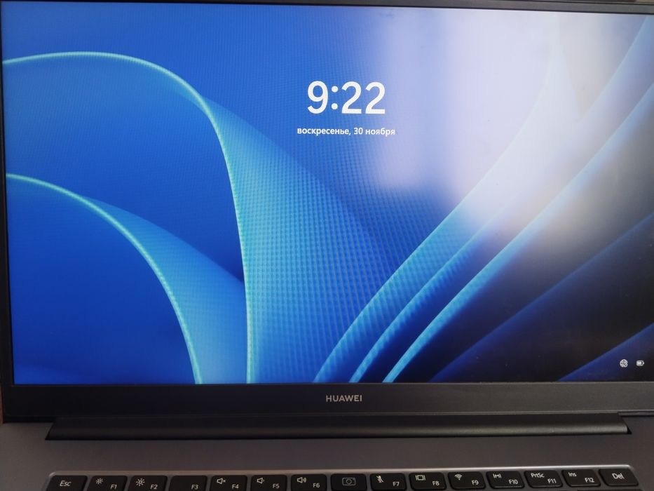 Продам Huawei d15  ноутбук