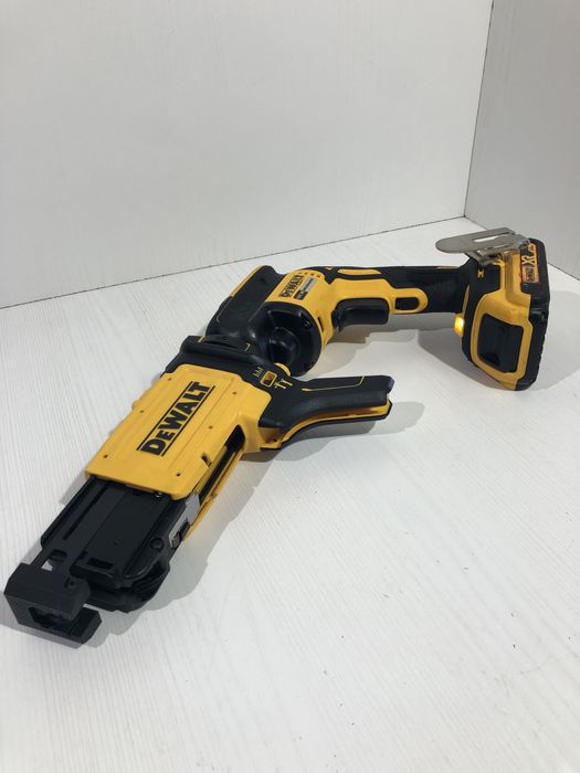 Mașină de înșurubat DeWalt DCF 620