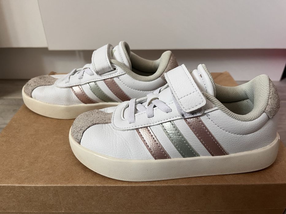 Детски маратонки Adidas за момиче / 30 номер