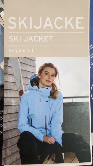 Новая фирменная куртка