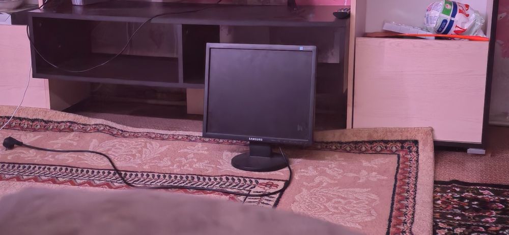 Продам монитор в хорошем состоянии