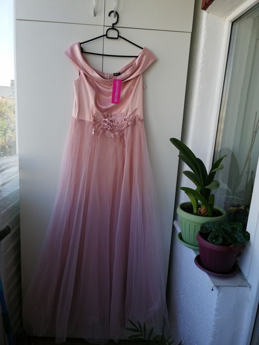 Rochie noua roz StarShiners de ocazie/de seara/nasa, marime 42-44