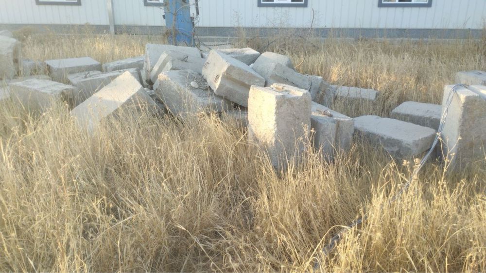 Соко льный блок ФБС Фундаментный блок БУ