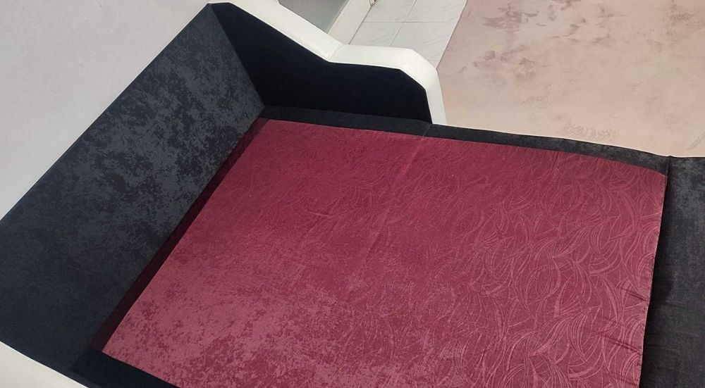 Разтегателно канапе Адисън XXS