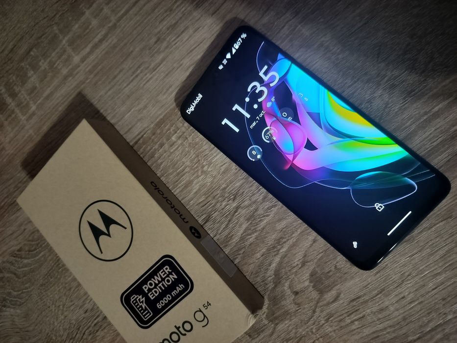Motorola g54 5G la 600 lei