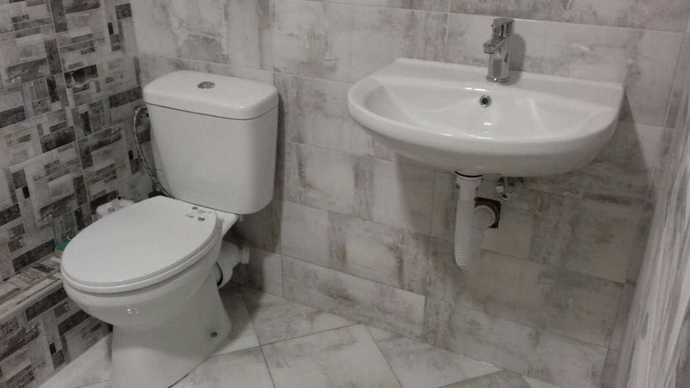 Дава се под наем Двустаен апартамент в Пловдив, Център - 65 кв.м за 255 € - Снимка #4