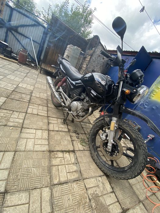 Мотоцикл yamaha ybr