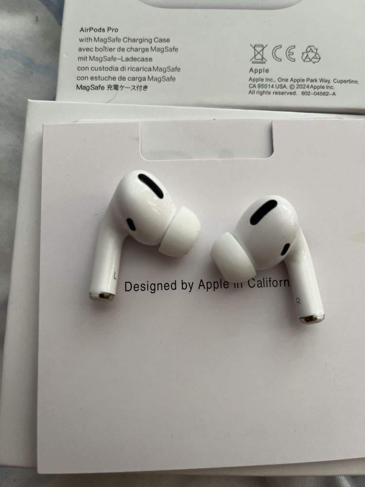 Безжични слушалки AirPods