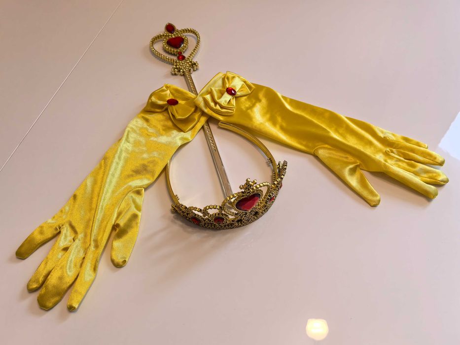 Роклята на принцеса Бел