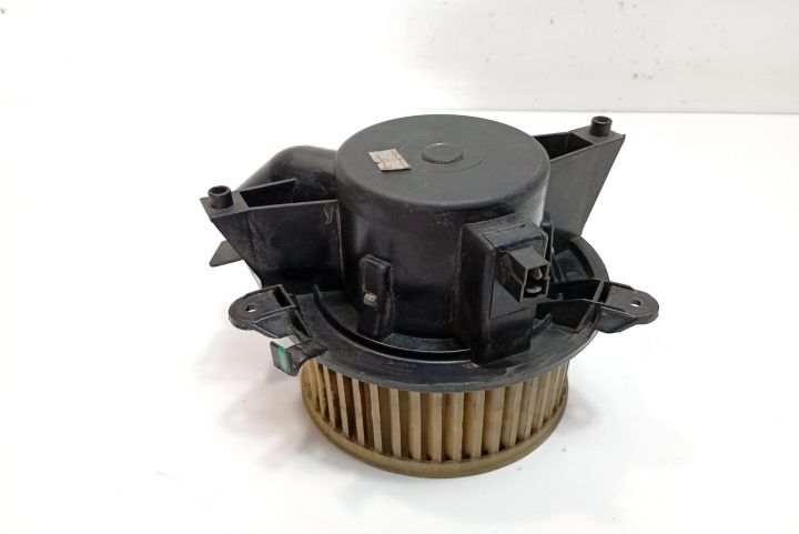 Ventilator  Habitaclu 141730600 Fiat Punto a 2-a generatie seria