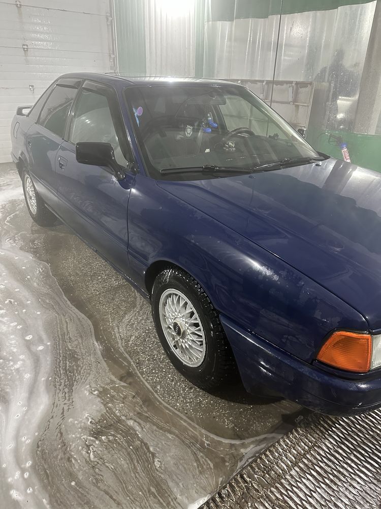 Продам AUDI 80 B3. 1988г