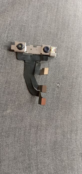 Iphone x 64gb plata sotiladi