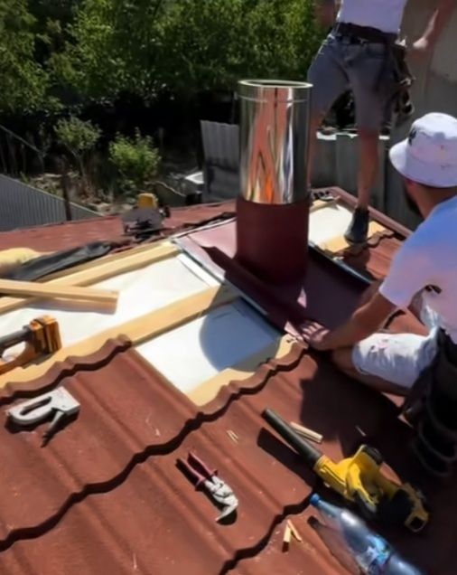 Montaj acoperis tiglă metalica și ceramica reparatii de urgență