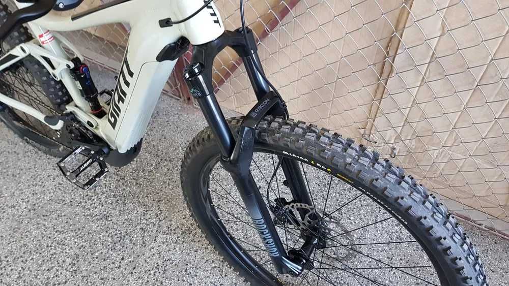 Електрически E-Bike Giant Stance E+1    29 цола