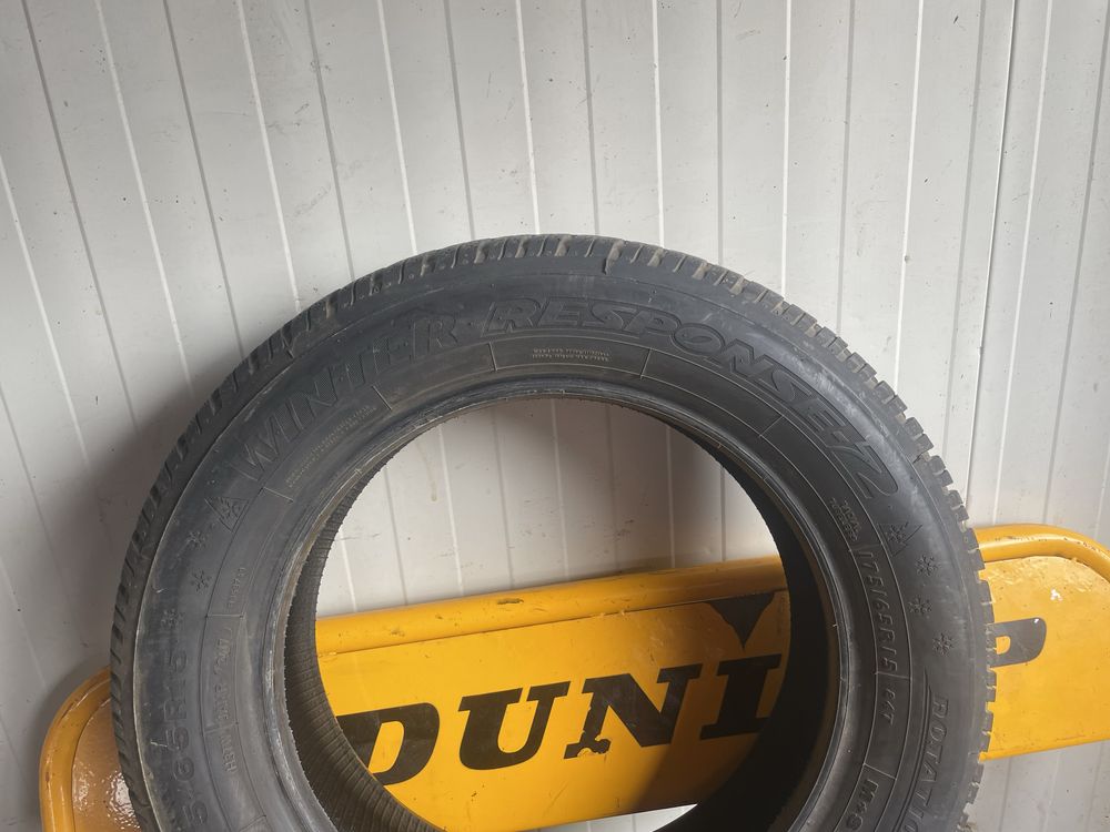 4бр. Dunlop Winter Response 2 175/65/15, 7мм, ДОТ 2017