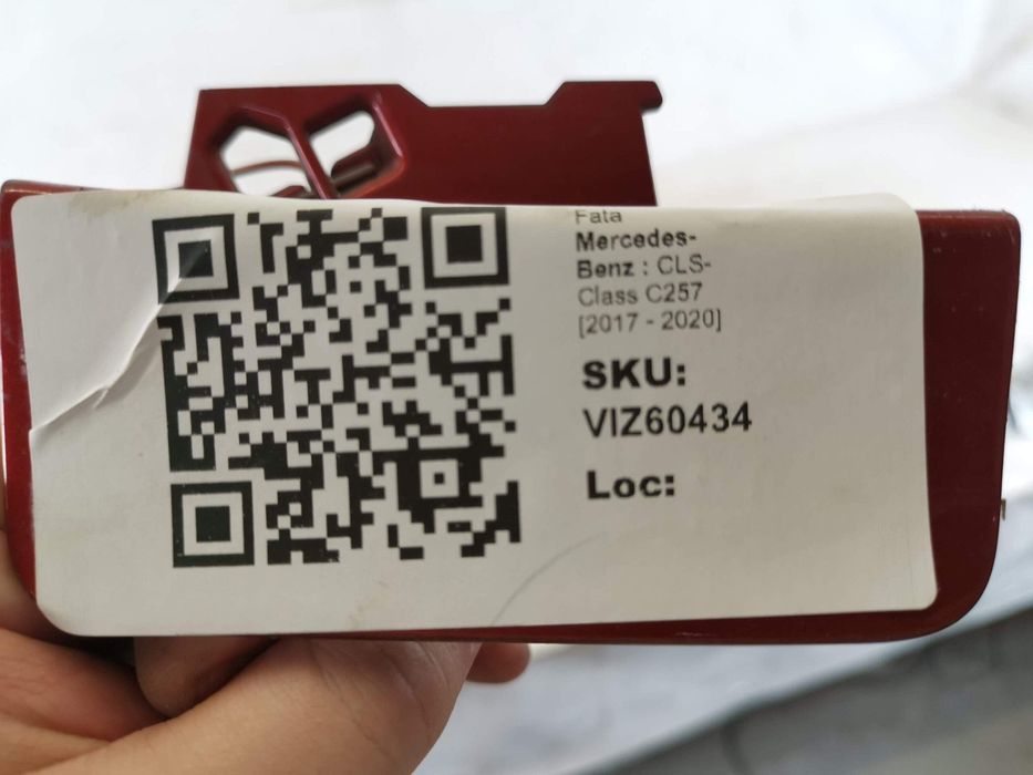 Капак за теглич предна броня Мерцедес-Бенц ЦЛС-Клас / Mercedes-Benz CL