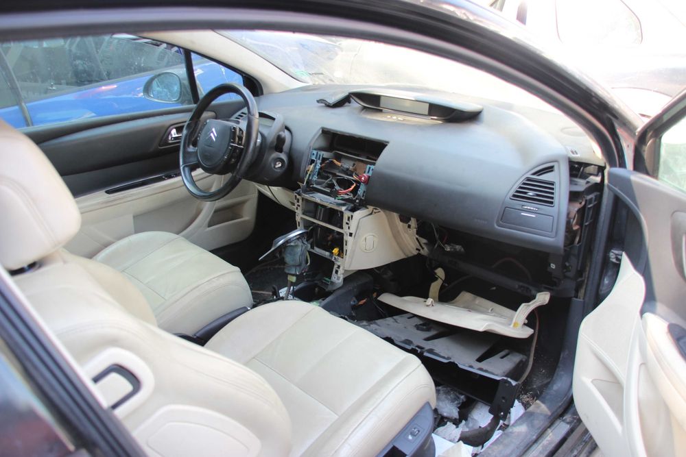 Ситроен С4 купе 2.0 HDI  – само на части