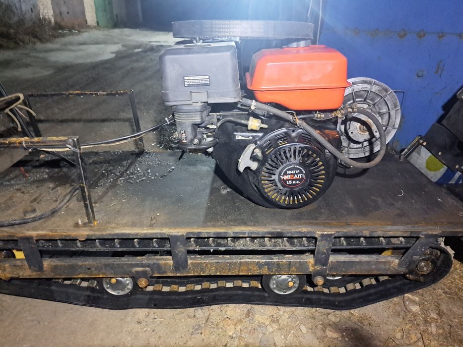 Продам мотобуксировщик 15лс и два корыта