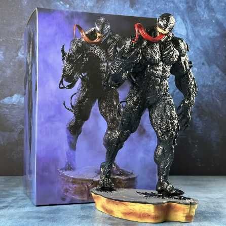 Figurină Venom 30cm . Nouă, Sigilată, Cu Cutie