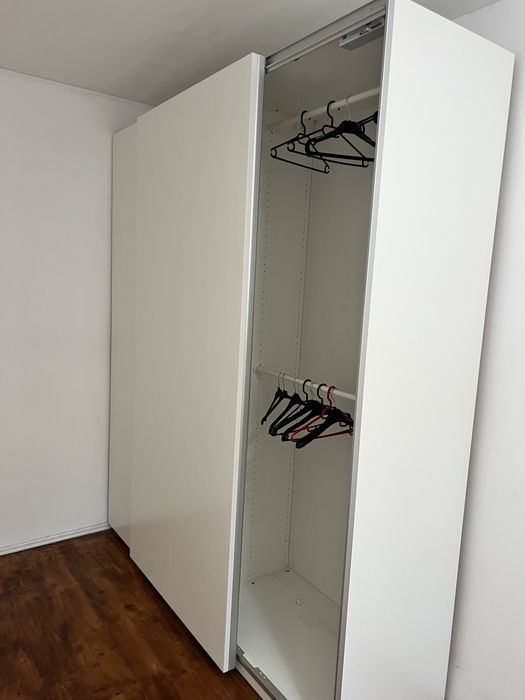 Vand dulap dresing cu usi culisante