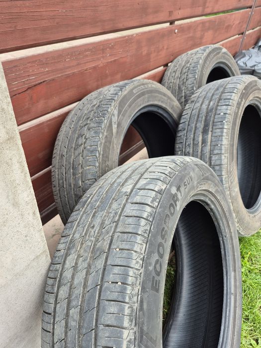 Vând cauciucuri m+s  Imperial Ecosport SUV 235/55/19 , D.O.T 39/23