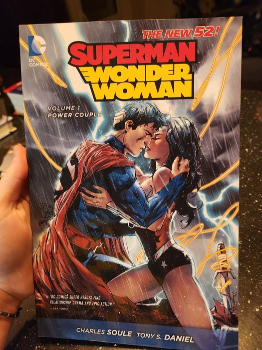 Bandă desenată DC - Superman & Wonder woman Power Couple