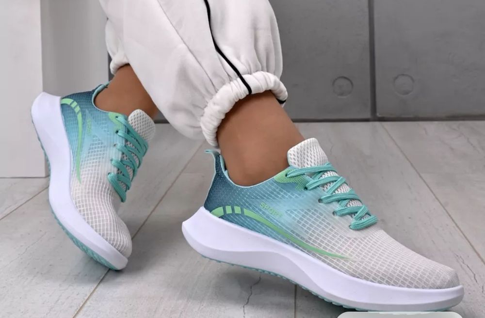 Кроссы новые 39 размер