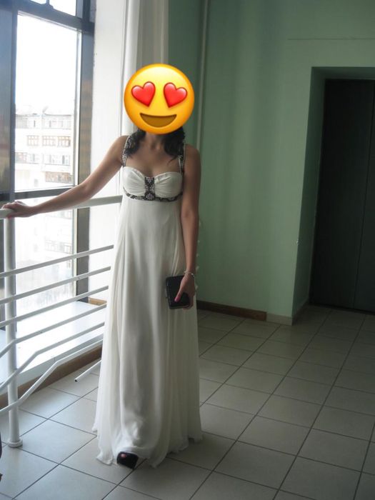 Вечернее платье