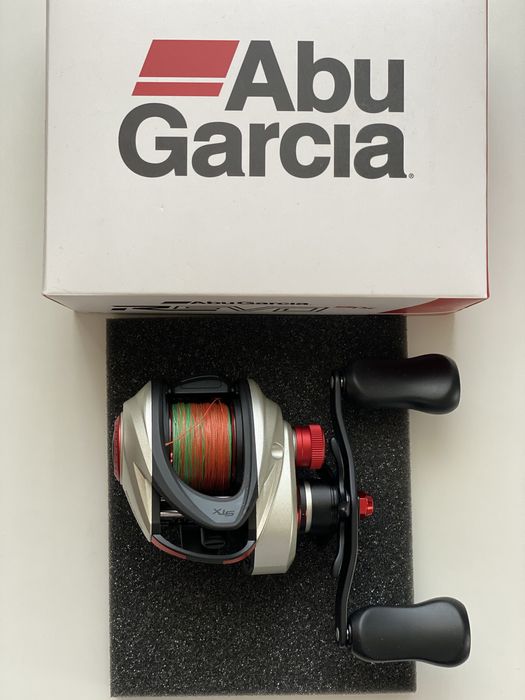 Бейткастинг макара Abu Garcia Revo 5 STX LP-L