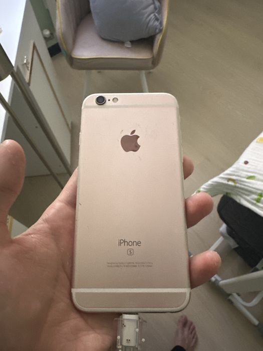 продам Айфон 6s на запчасть срочно 5к