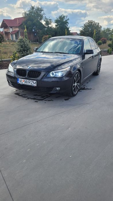 BMW 520 facelift