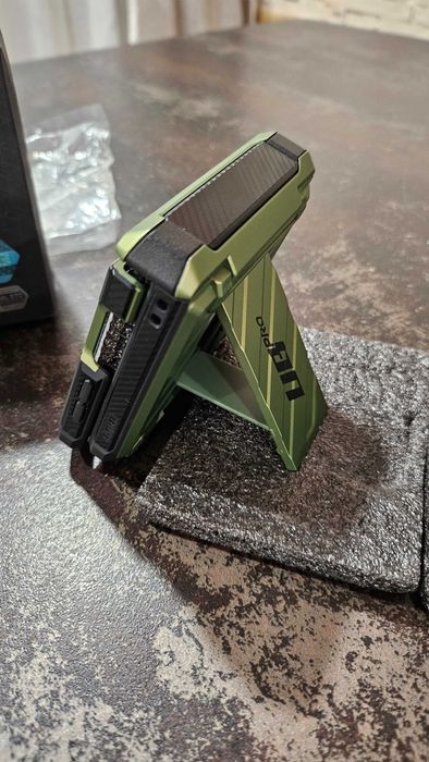 Carcasa Unicorn Beetle Army green ptr Samsung Z Flip 5 Noua