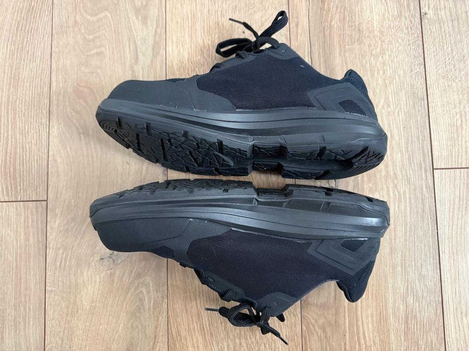 Nou Uvex 42 S1 ESD bocanci bombeu 2025