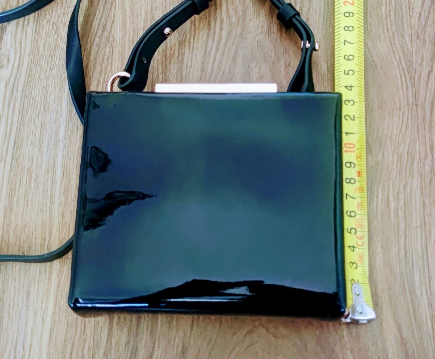 Poșetă clutch baby bag, negru lacuit, ZARA