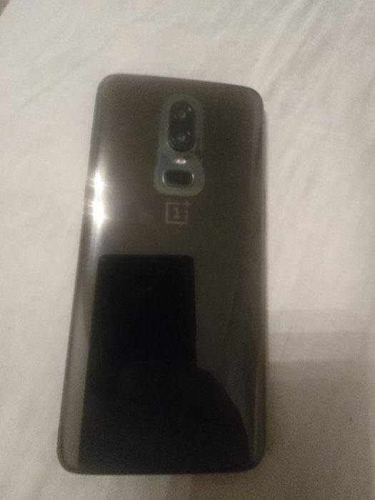 One plus 6 за части